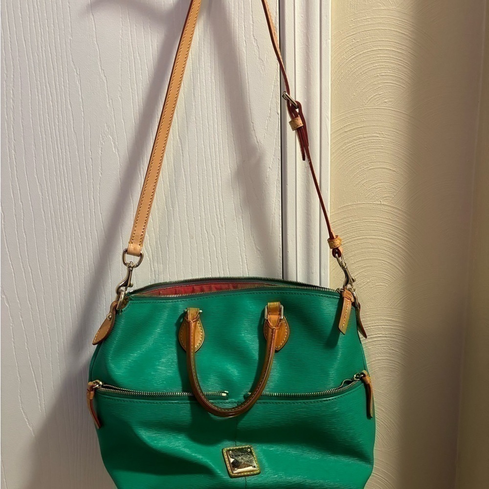 Dooney & Bourke green satchel crossbody purse. saffiano leather - Picture 8 of 11